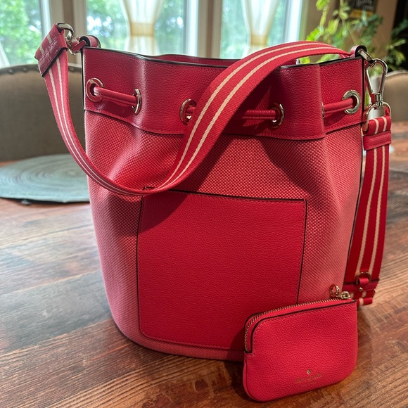 Kate Spade Bucket Crossbody - Picture 5 of 11